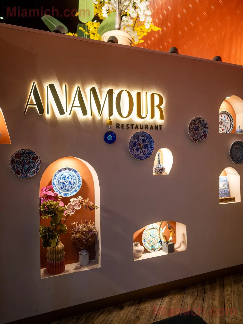 Anamour à Plaisir 78370 - Restaurant - photo 18 - Miamich