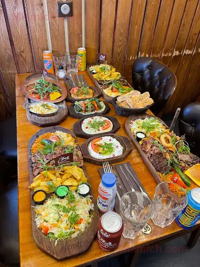 Efendi Grill House à Paris 75019 Restaurant Halal halal