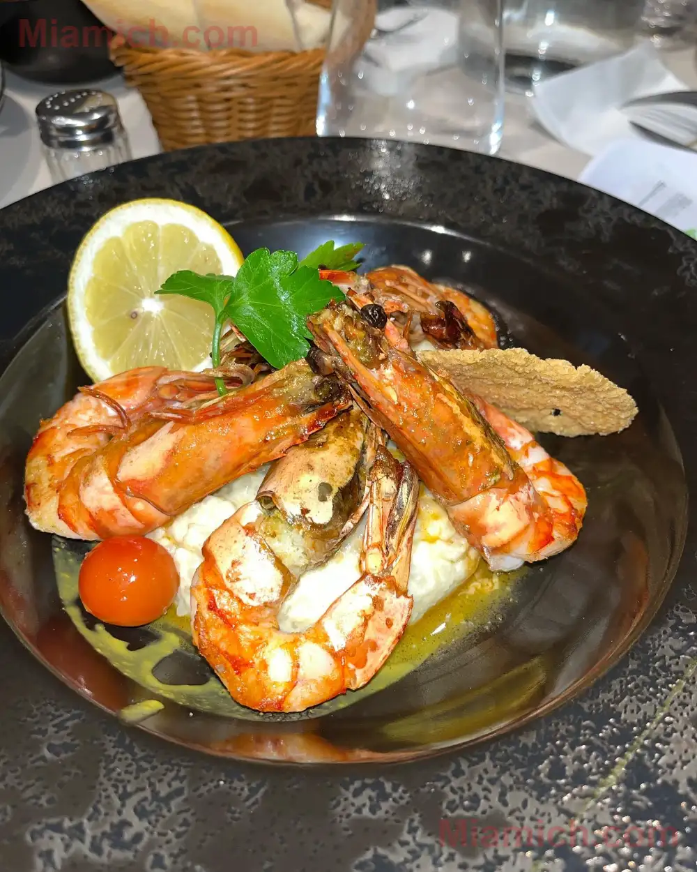 Le Jumeyrah à Paris 75011 - Français - photo 21 - Miamich