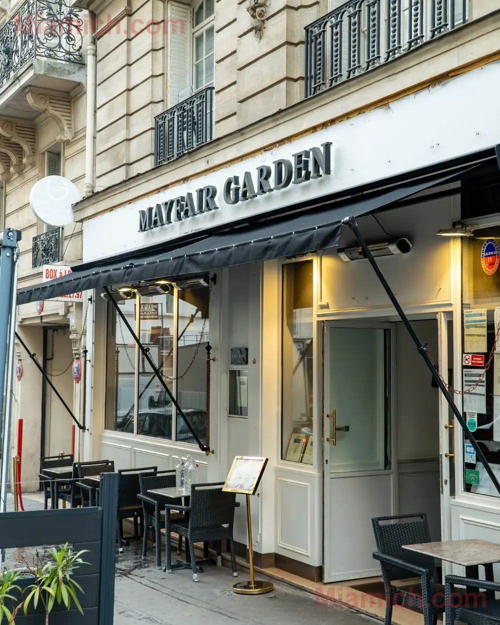 Mayfair Garden à Paris 75116 - Restaurant - photo 24 - Miamich