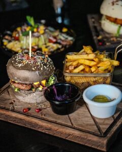 Arawukas restaurant halal miamich 92 ivry