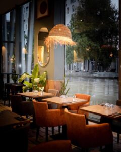 Arawukas restaurant halal miamich 92 ivry