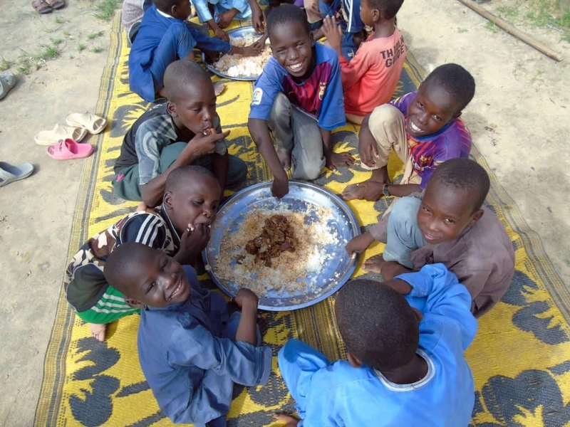 Association humanitaire aide caritative et don humanitaire dignité international miamich